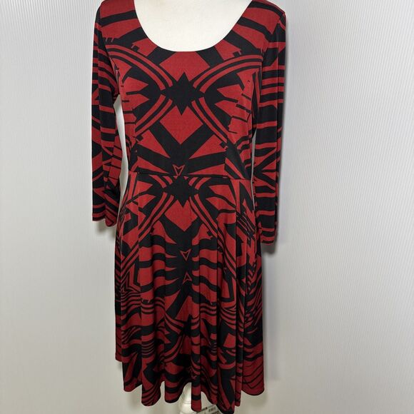 Vtg Karen Kane M Red Black Scoop Neck Swing Dress Stretch Knit Geometric Pattern - Picture 1 of 8
